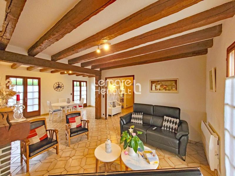 Pavillon - 140 m² - 7 pièces