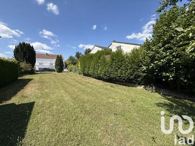 Terrain - 989 m²