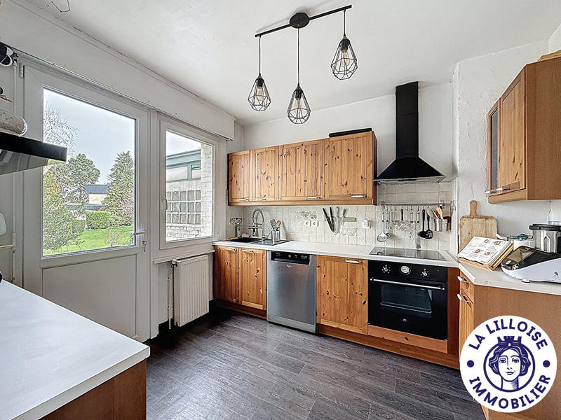 Maison - 95 m² - 5 pièces