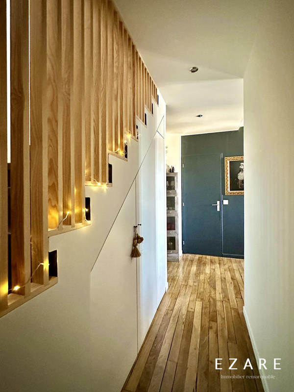 Appartement - 92 m² - 5 pièces