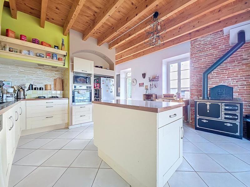 Maison - 194 m² - 5 pièces