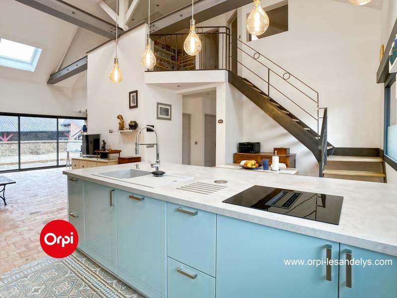 Maison - 104 m² - 4 pièces