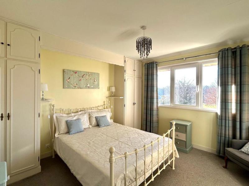 Propriété - 540 m² - 18 pièces