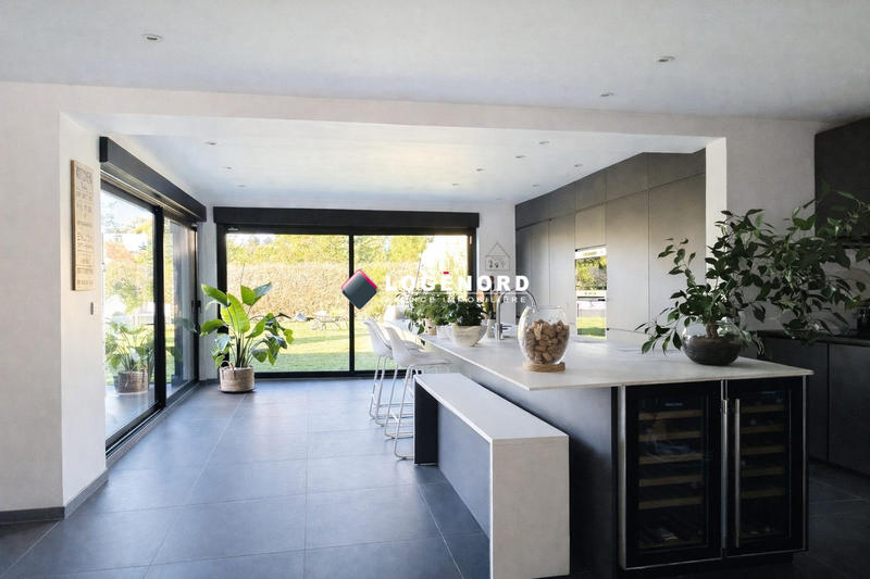 Maison - 160 m² - 5 pièces