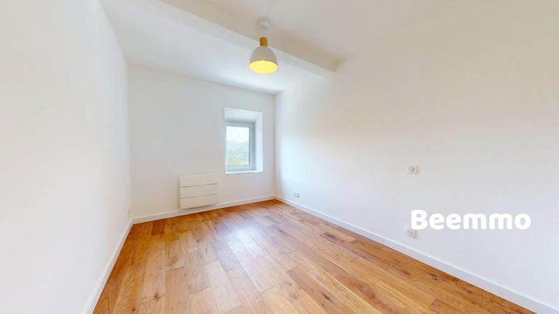 Appartement - 75 m² - 4 pièces