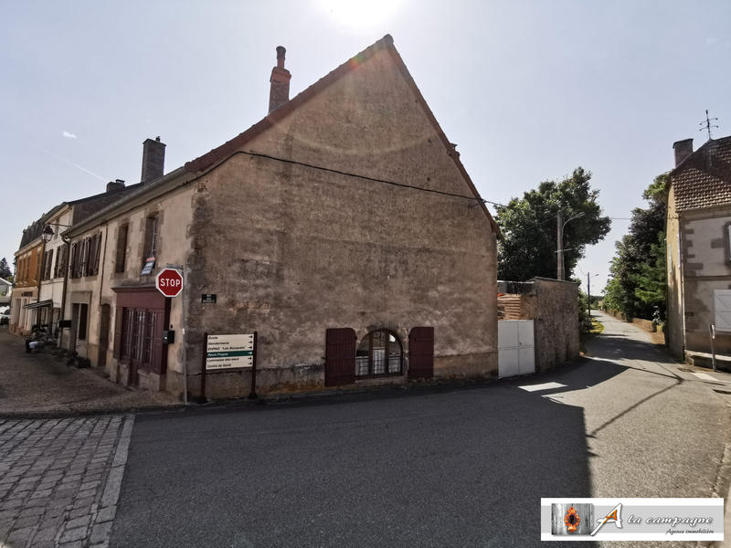 Maison - 200 m² - 11 pièces