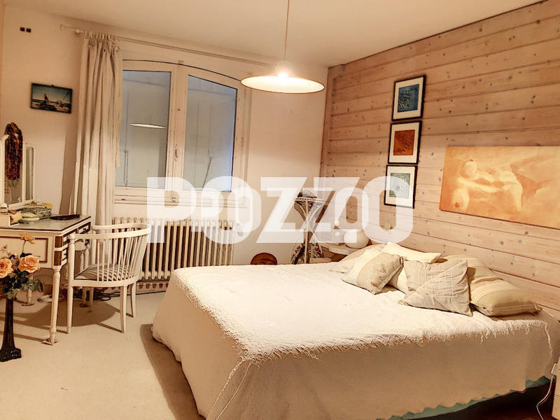 Maison - 160 m² - 5 pièces