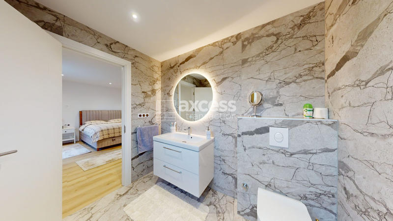 Maison - 180 m² - 6 pièces