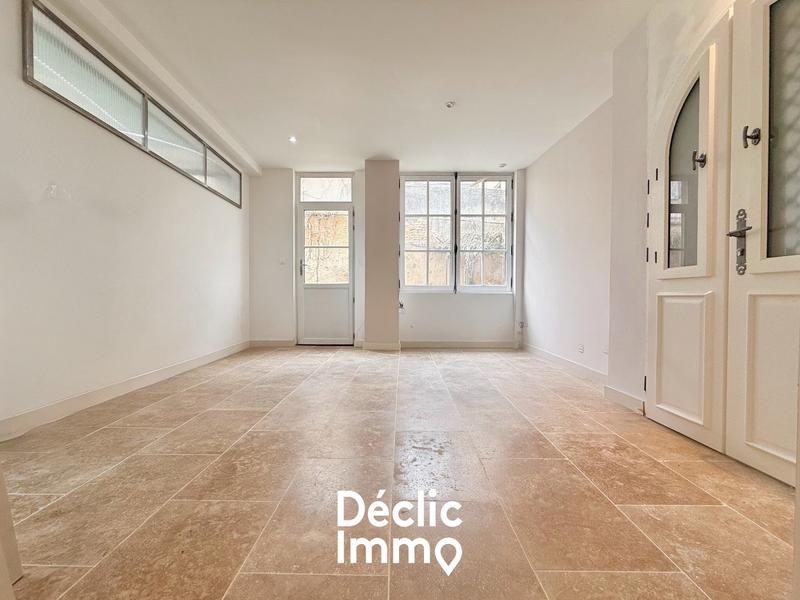 Appartement - 120 m² - 5 pièces