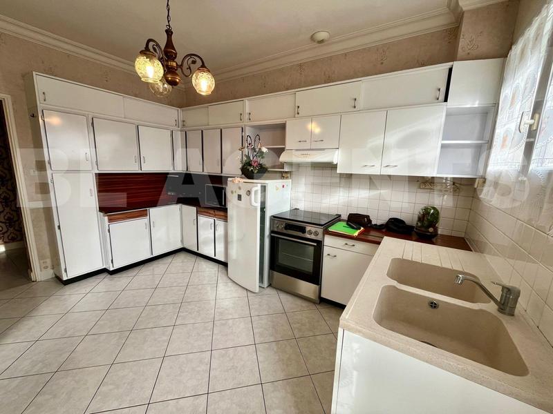 Maison de ville - 96 m² - 6 pièces