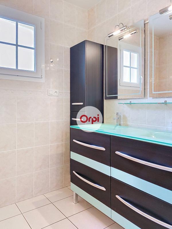 Maison - 121 m² - 6 pièces