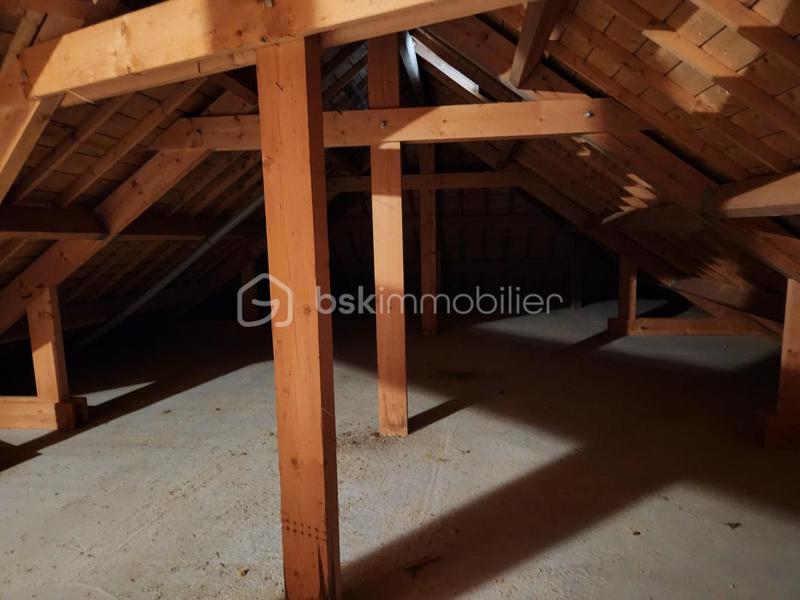 Maison traditionnelle - 155 m² - 7 pièces