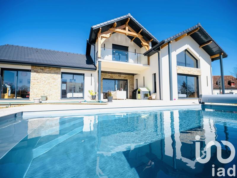 Maison de maîtres - 174 m² - 6 pièces