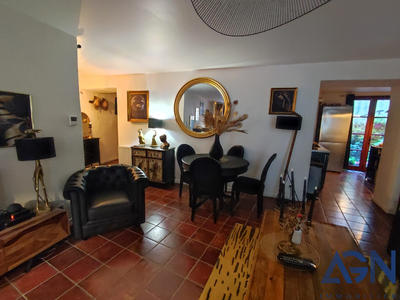 Appartement - 72 m² - 3 pièces