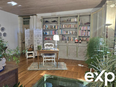 Maison ancienne - 220 m² - 7 pièces