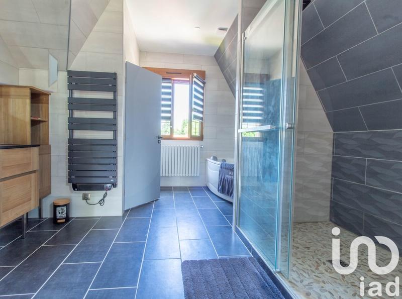 Maison - 165 m² - 6 pièces