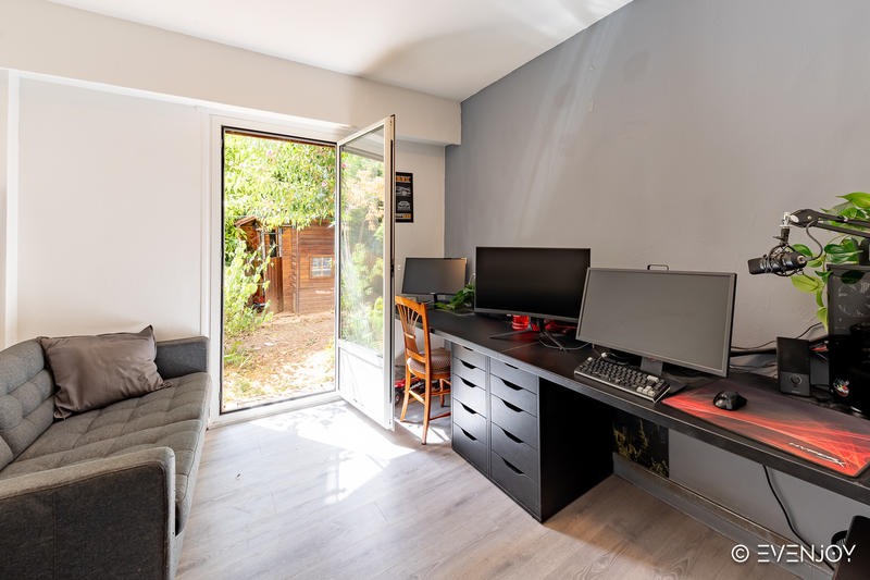 Appartement - 104 m² - 4 pièces