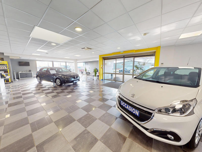 Local d'activités - 428 m² - 8 pièces