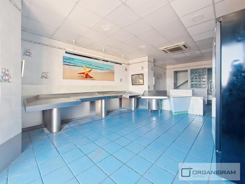 Local commercial - 82 m²