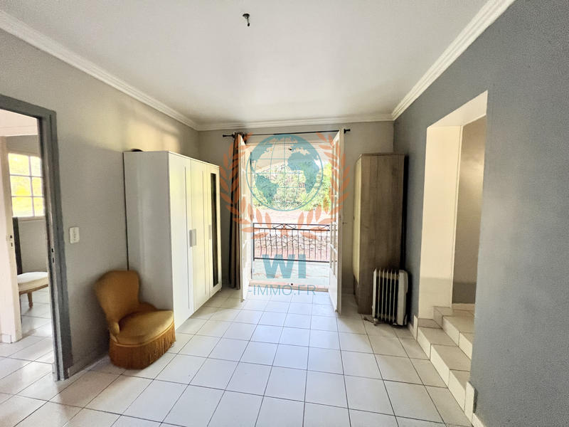 Maison - 183 m² - 6 pièces