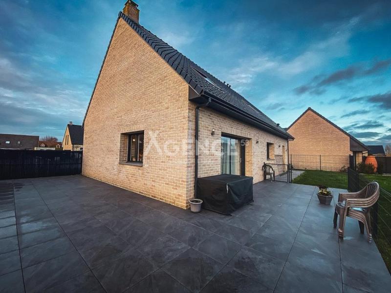 Maison - 170 m² - 5 pièces