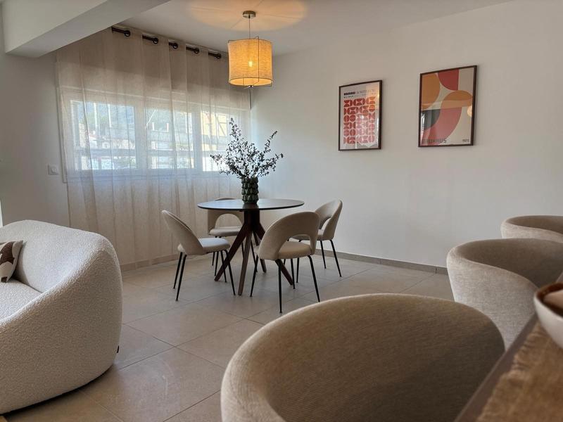 Appartement - 87 m² - 3 pièces