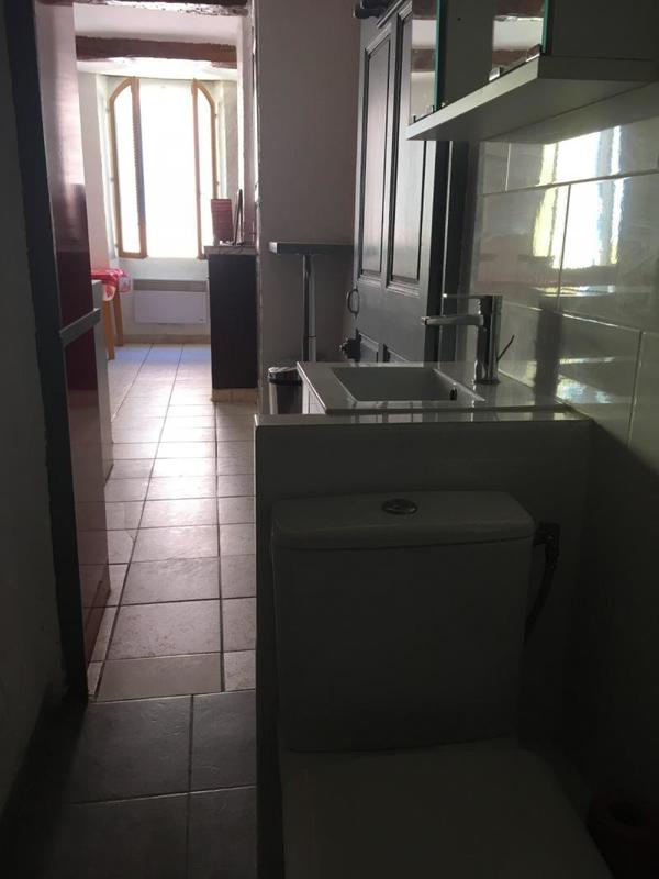 Studio - 30 m² - 1 pièce