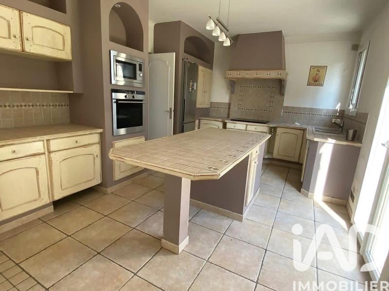 Maison - 266 m² - 9 pièces