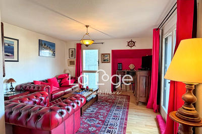 Appartement - 81 m² - 3 pièces