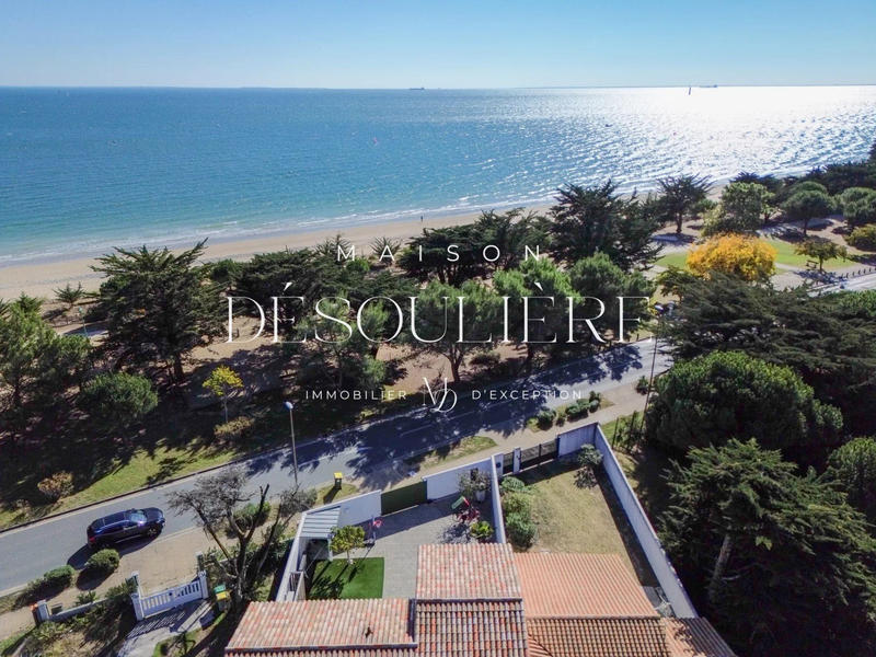 Villa - 200 m² - 7 pièces