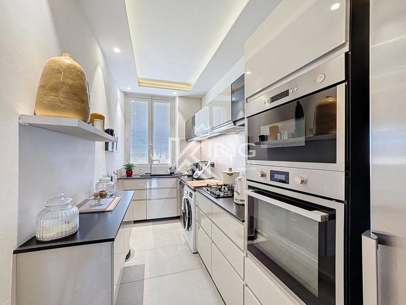 Appartement - 130 m² - 4 pièces