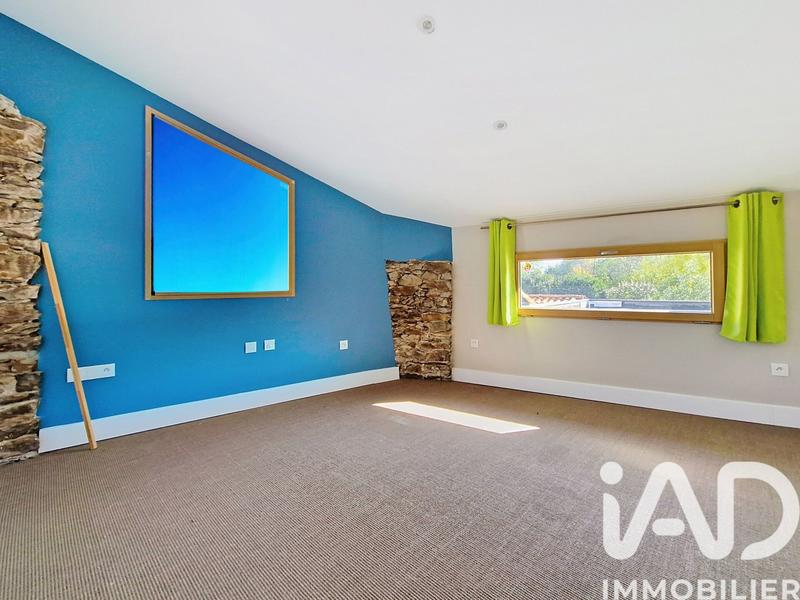 Maison - 187 m² - 7 pièces