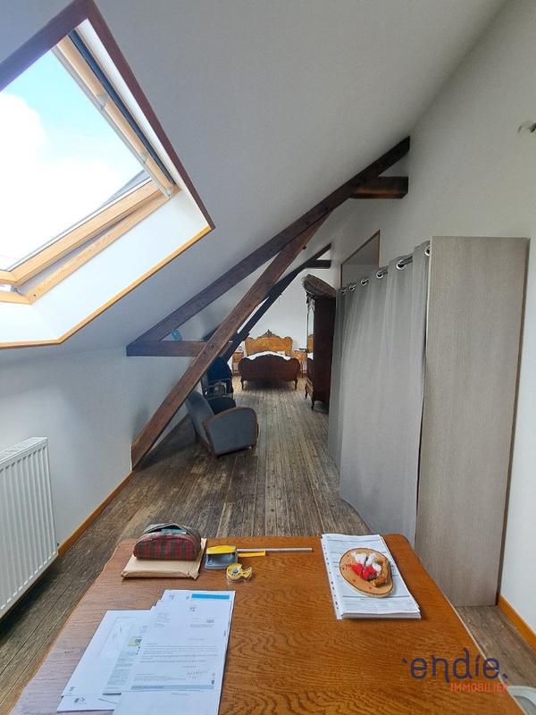 Maison - 177 m² - 7 pièces