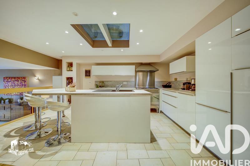 Maison de village - 229 m² - 8 pièces