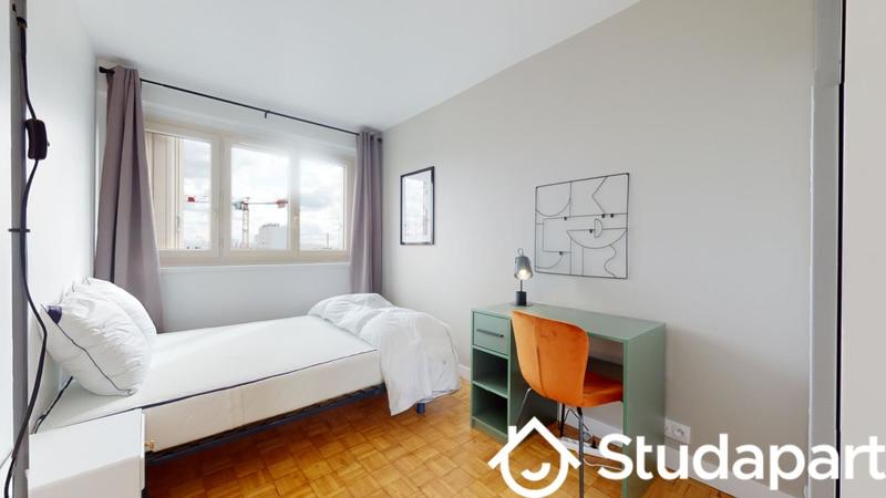 Chambre - 79 m² - 1 pièce