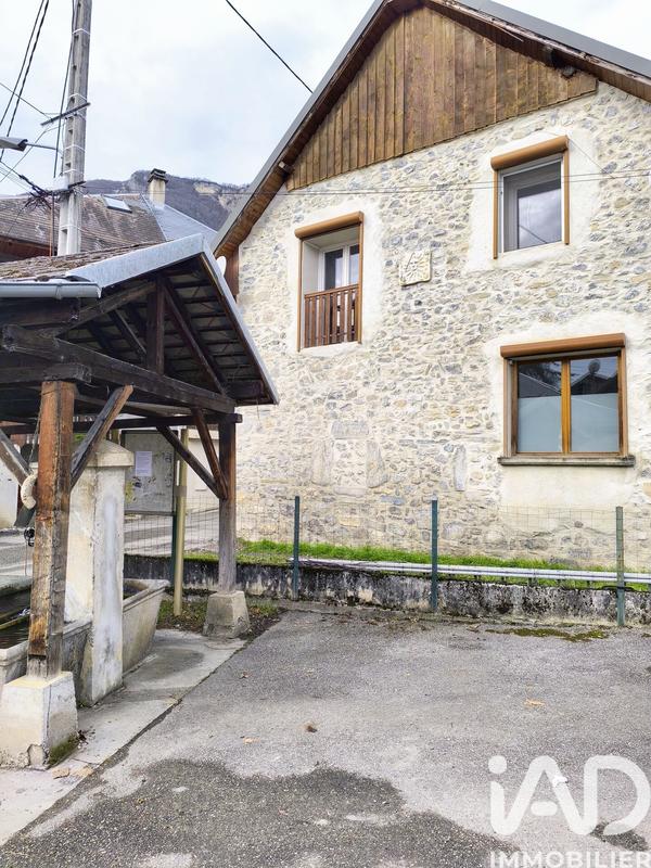 Maison de village - 116 m² - 4 pièces