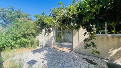 Maison - 185 m² - 8 pièces