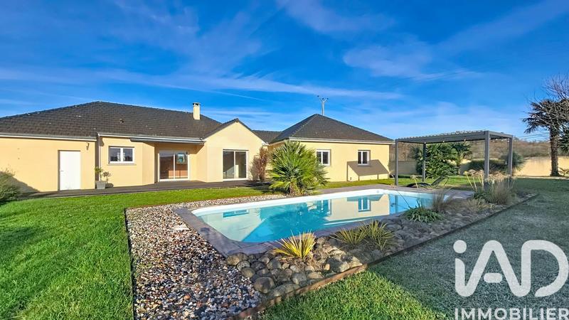 Maison - 114 m² - 5 pièces