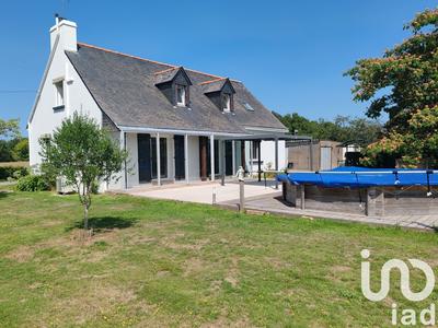 Maison - 140 m² - 6 pièces