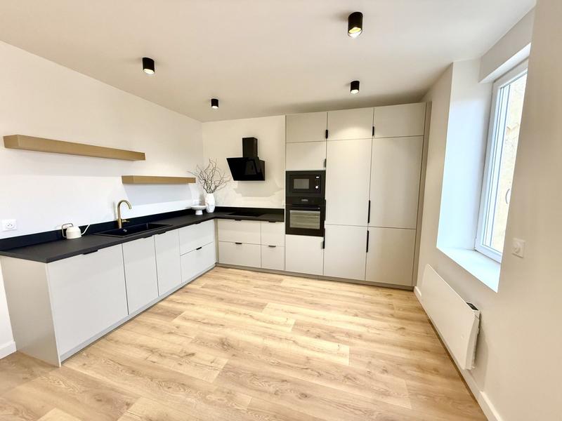 Appartement - 88 m² - 4 pièces