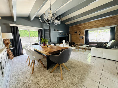 Maison - 147 m² - 5 pièces