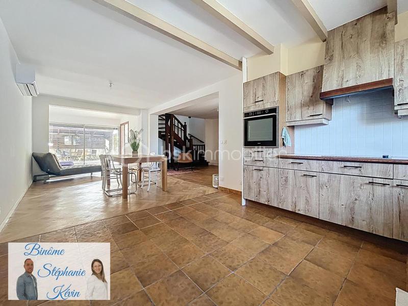 Maison - 122 m² - 5 pièces