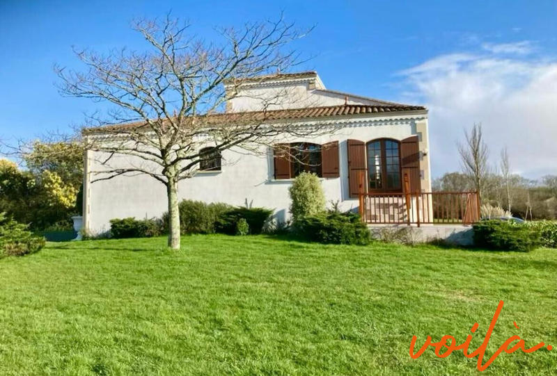 Maison - 200 m² - 4 pièces