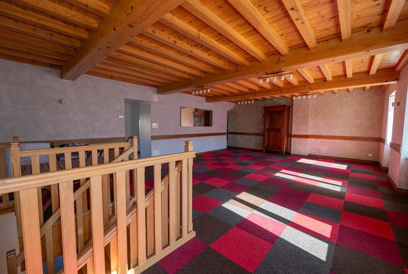 Maison - 270 m² - 8 pièces