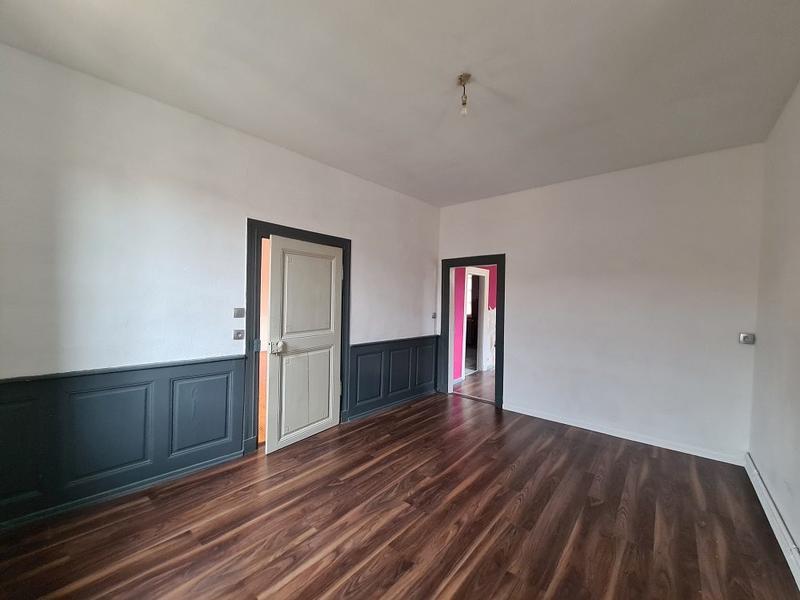 Appartement - 99 m² - 3 pièces