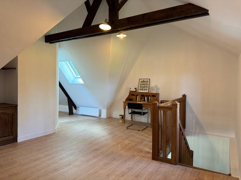 Maison - 294 m² - 10 pièces