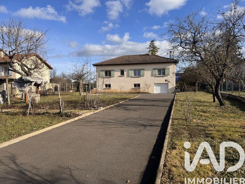 Maison - 95 m² - 4 pièces