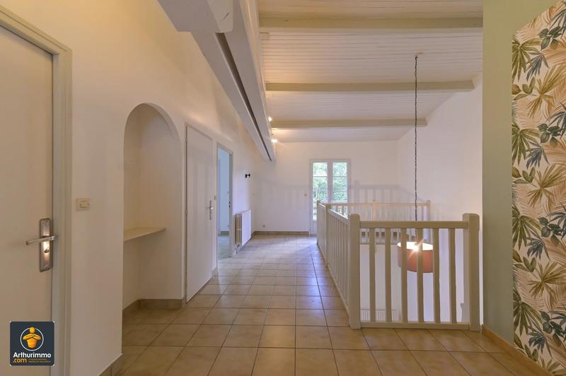 Maison - 175 m² - 6 pièces