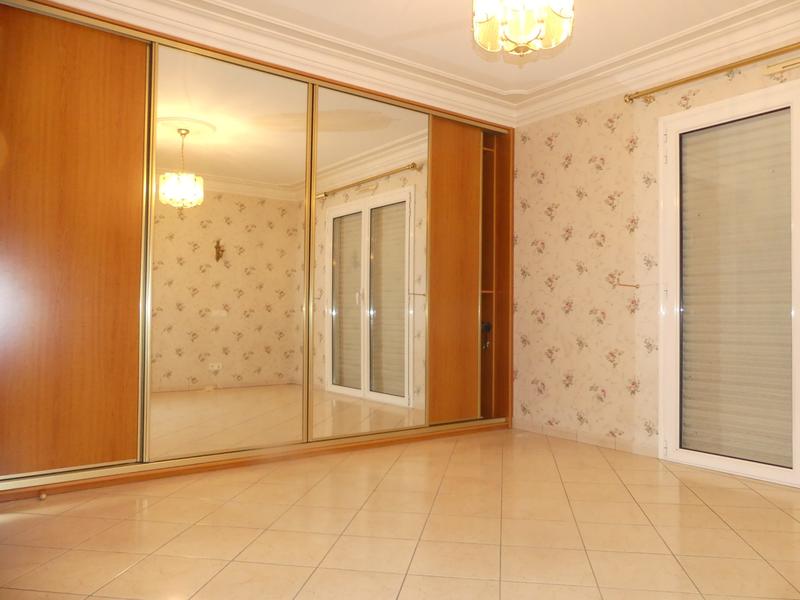 Maison contemporaine - 204 m² - 7 pièces