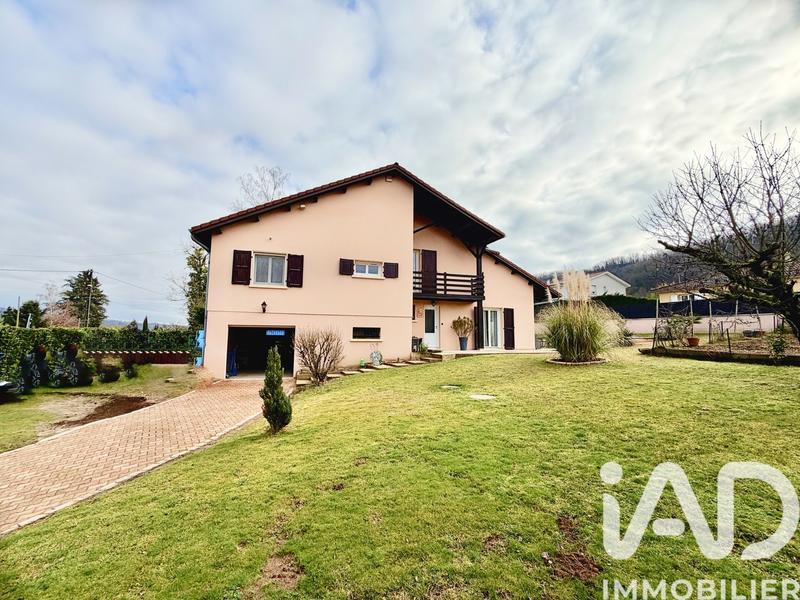 Maison - 139 m² - 5 pièces